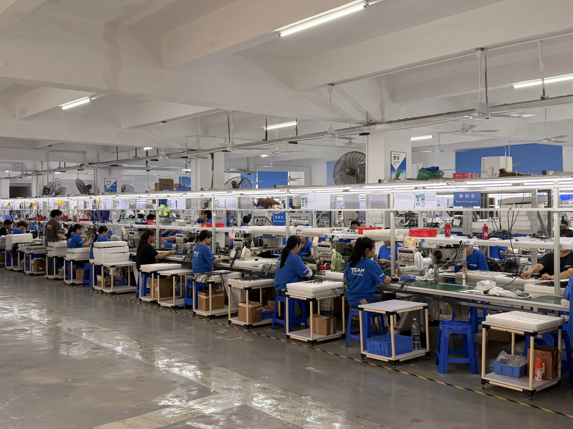 YILINK factory production line with staff assembling products